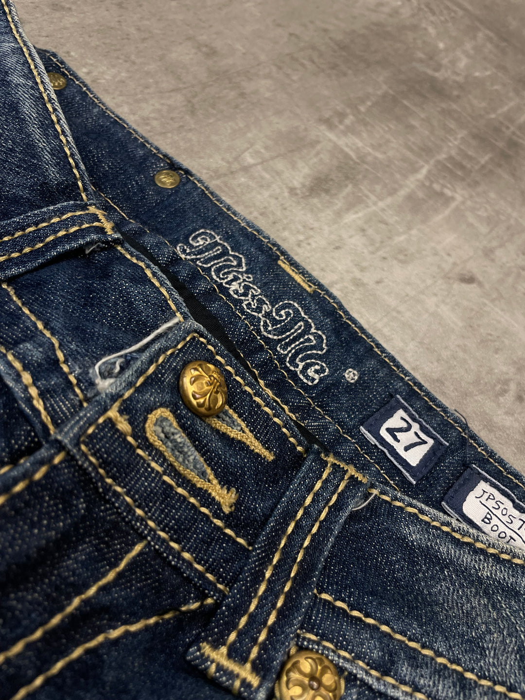 Miss Me Low Waist Bootcut Jeans S | 27