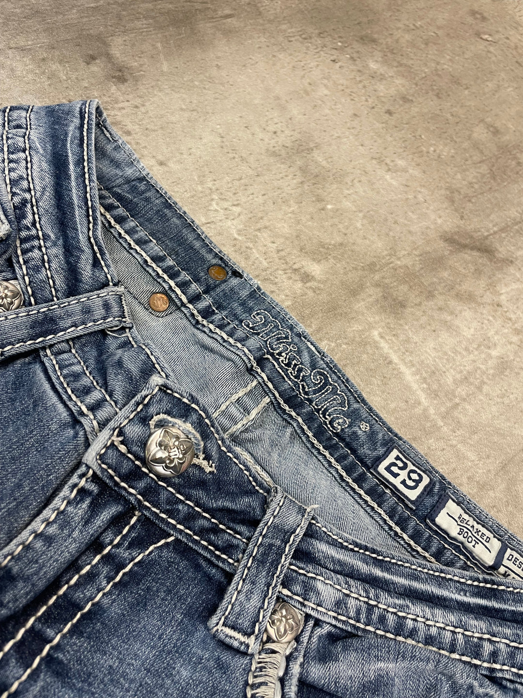 Miss Me Low Waist Bootcut Jeans XS | 29