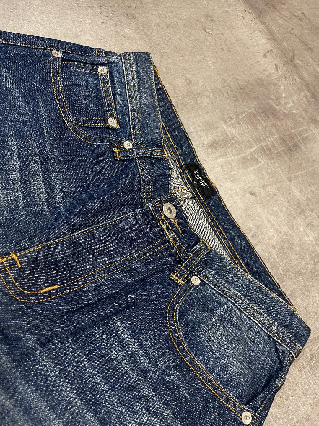 Burberry Black Label Straight Jeans S