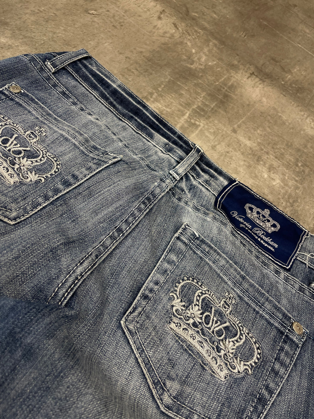 Victoria Beckham Low Waist Bootcut Jeans S