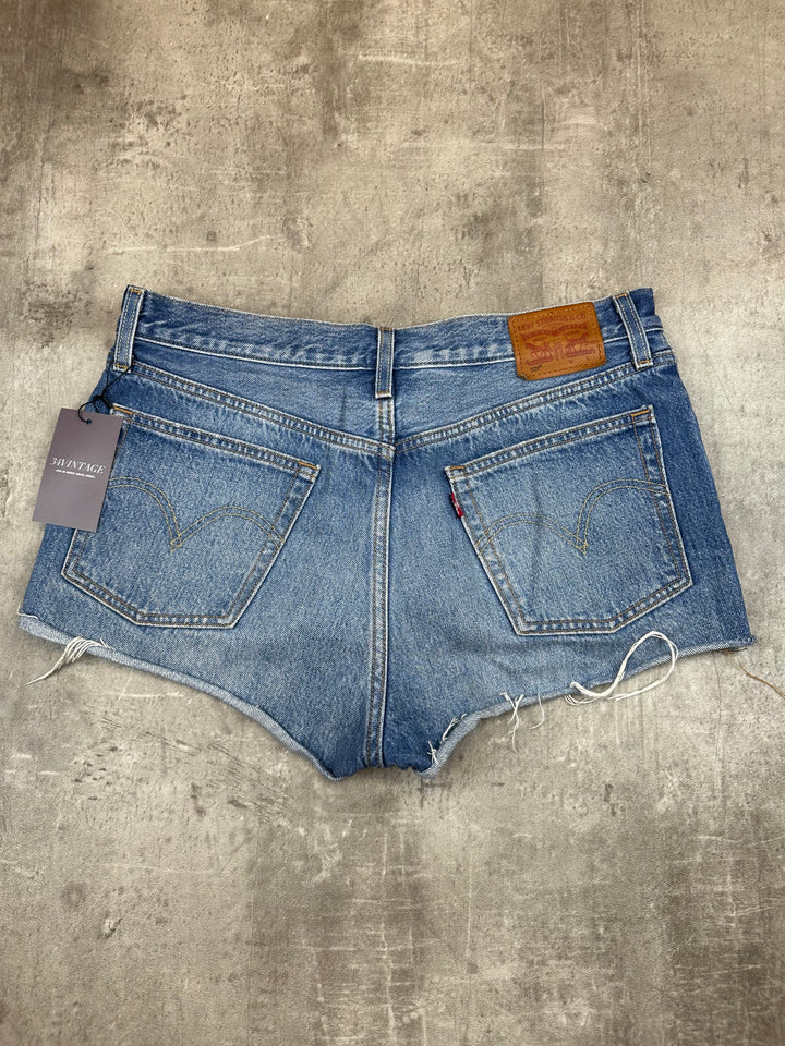 Levis Shorts M