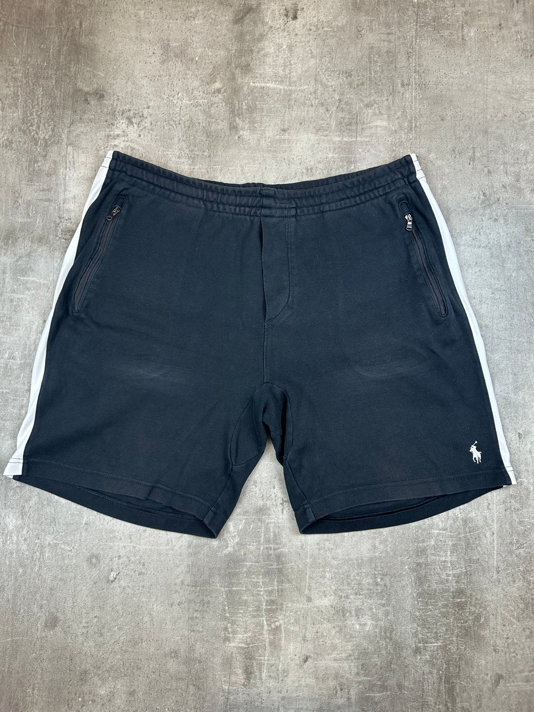 Ralph Lauren Shorts L