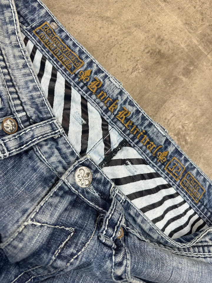 Rock Revival Straight Jeans | 32 | L