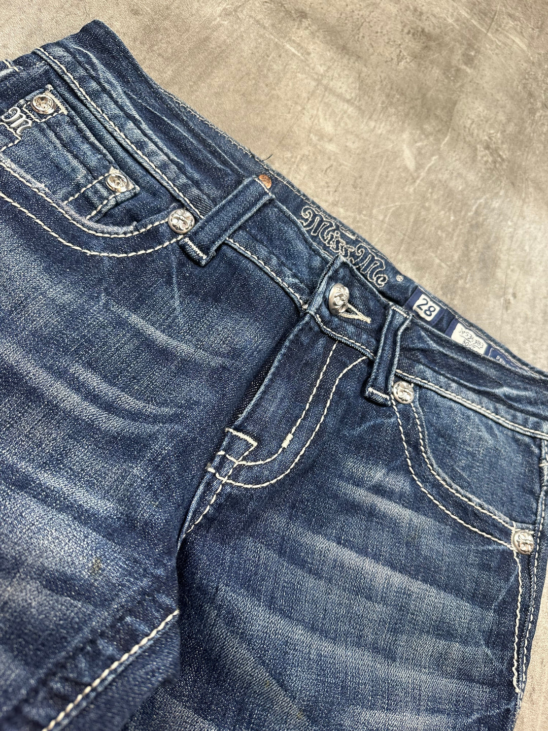 Miss Me Low Waist Straight Jeans | 28 | S