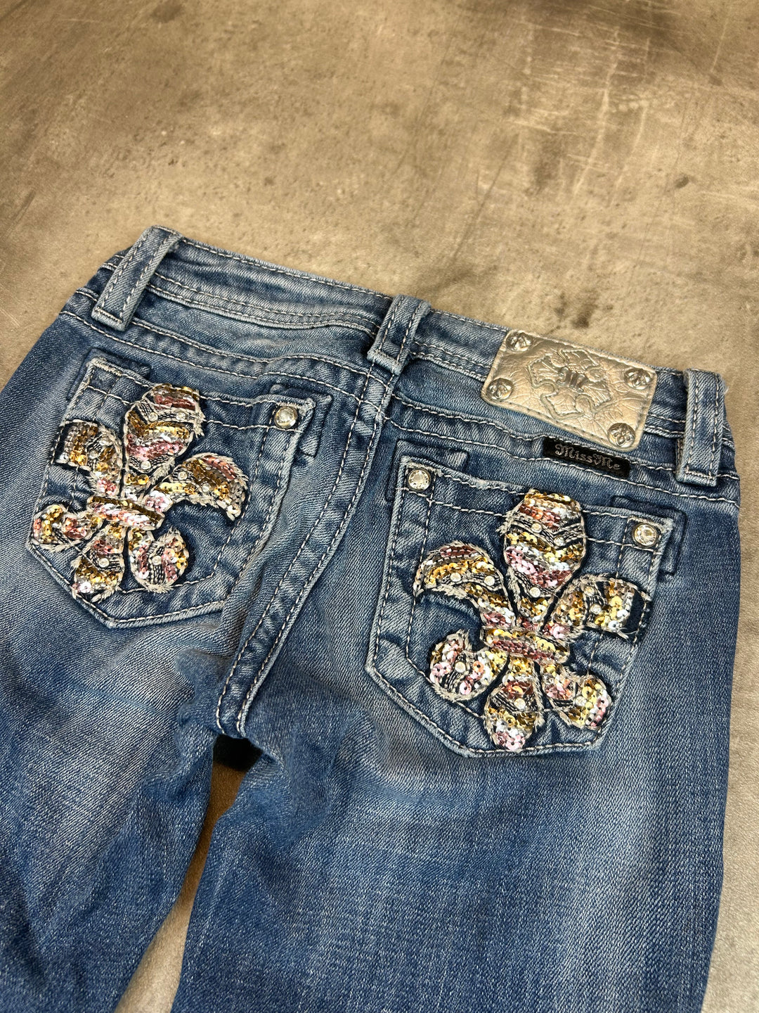 Miss Me Low Waist Straight Jeans XXXXS | 10