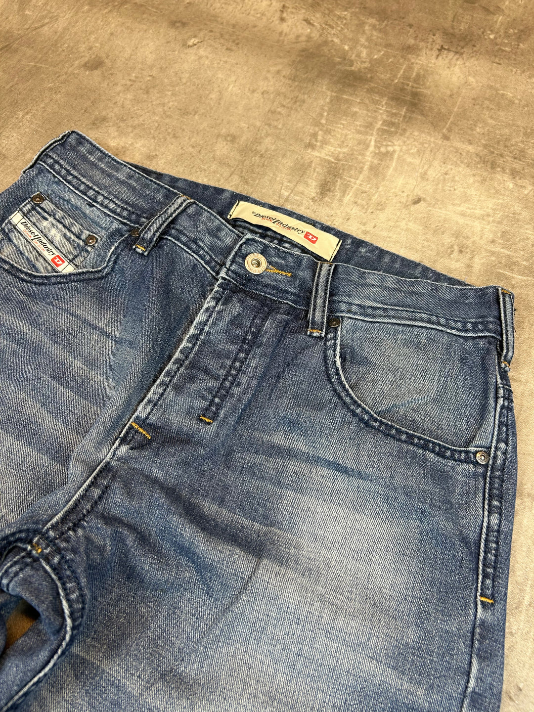 Diesel Straight Jeans S | 28