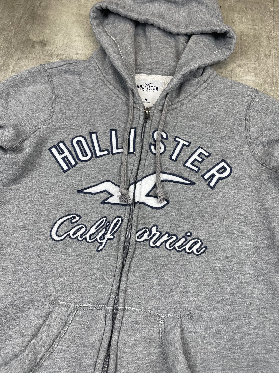 Hollister Zipper M