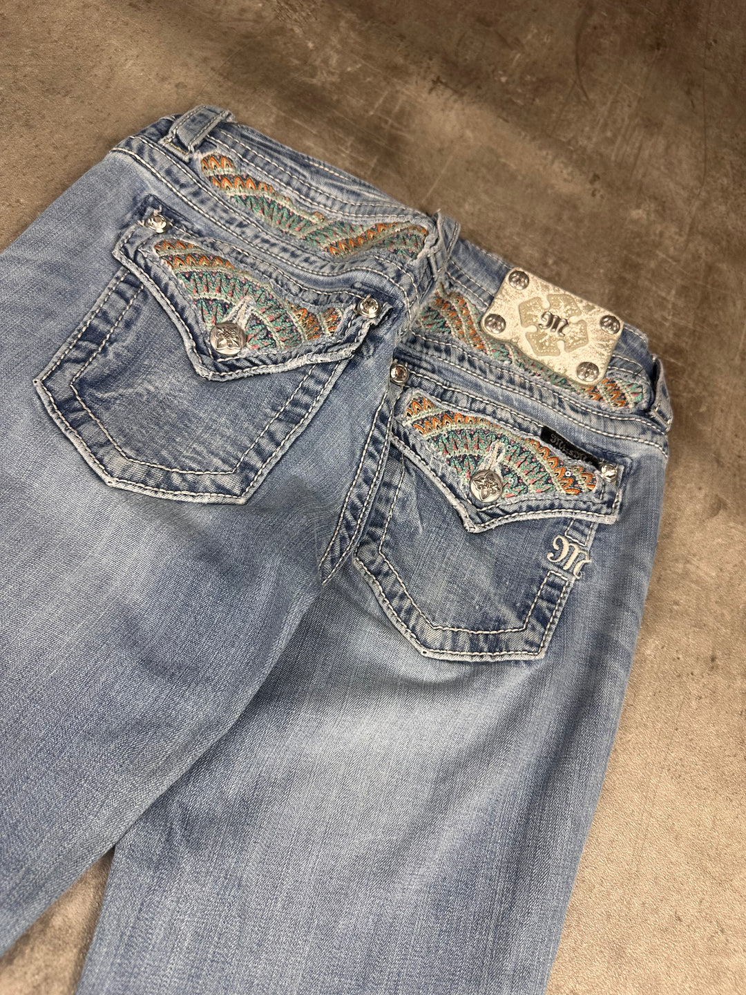 Miss Me Low Waist Bootcut Jeans XS | 25