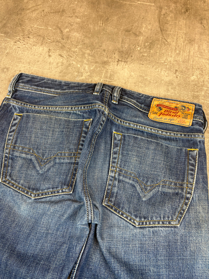 Diesel Straight Jeans M