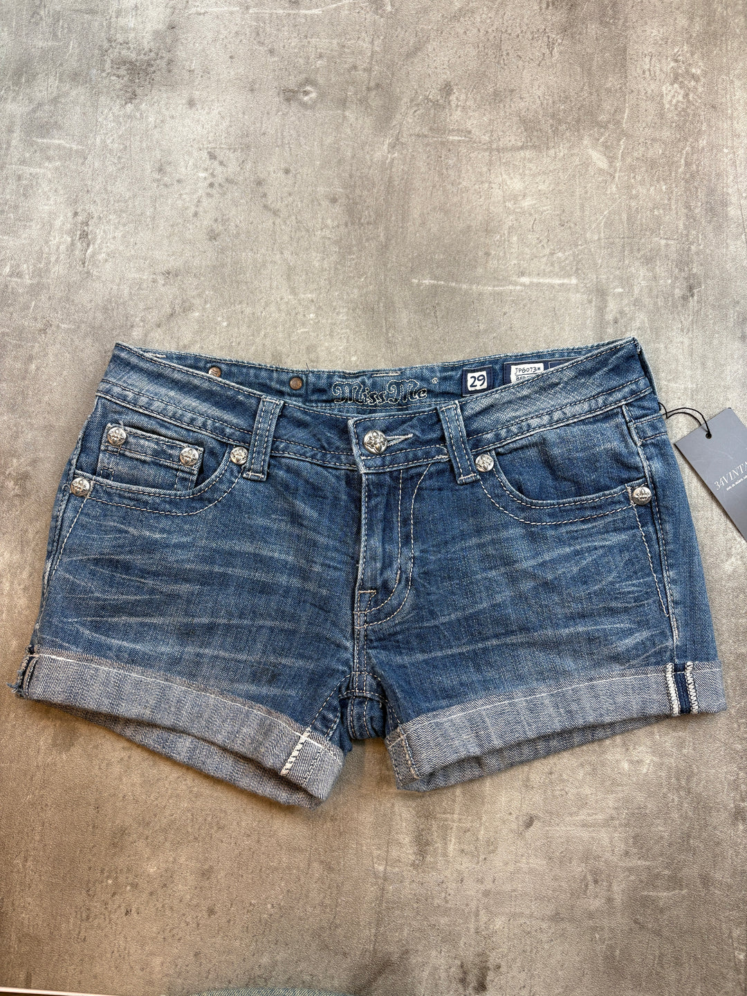 Miss Me Shorts M | 29