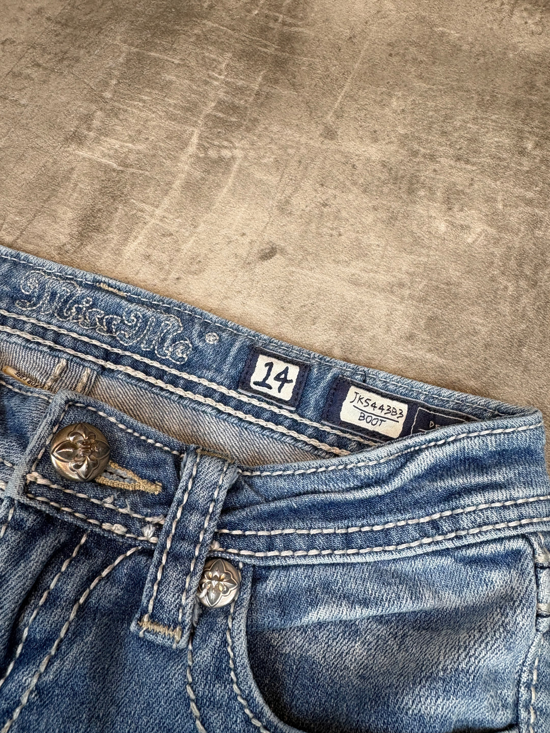 Miss Me Low Waist Bootcut Jeans XXS | 14