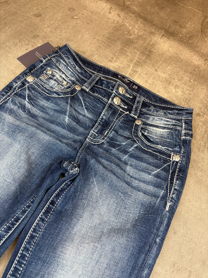 Miss Me Low Waist Bootcut Jeans XS | 25