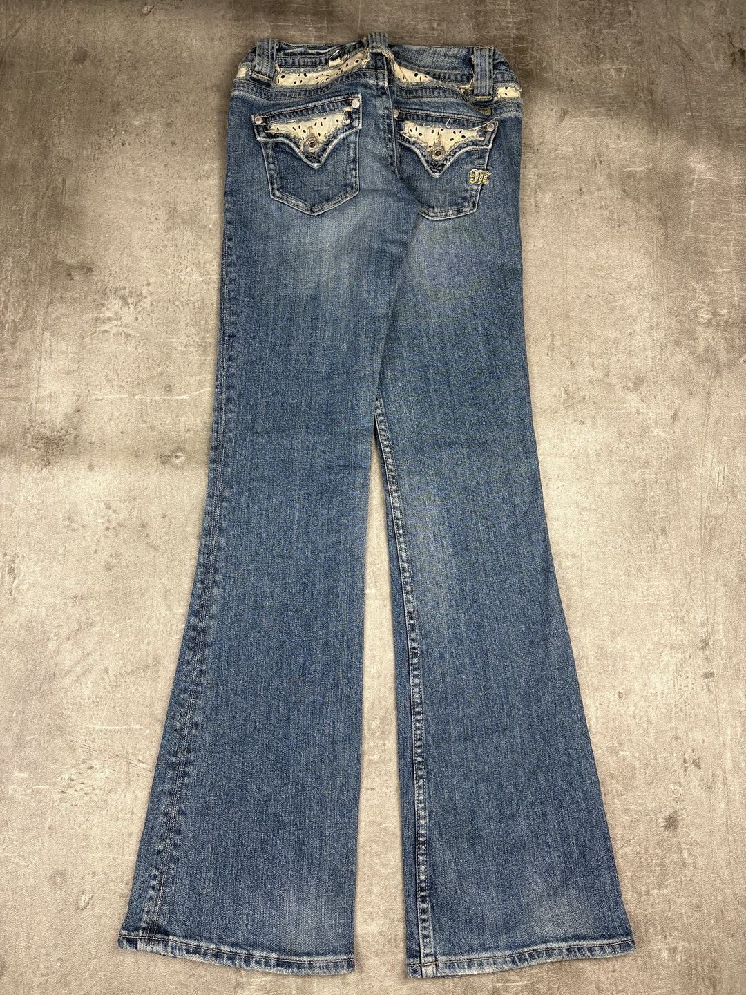 Miss Me Low Waist Bootcut Jeans XS | 25