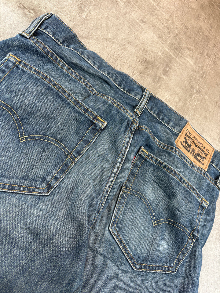 Levi’s Straight Jeans L | 32
