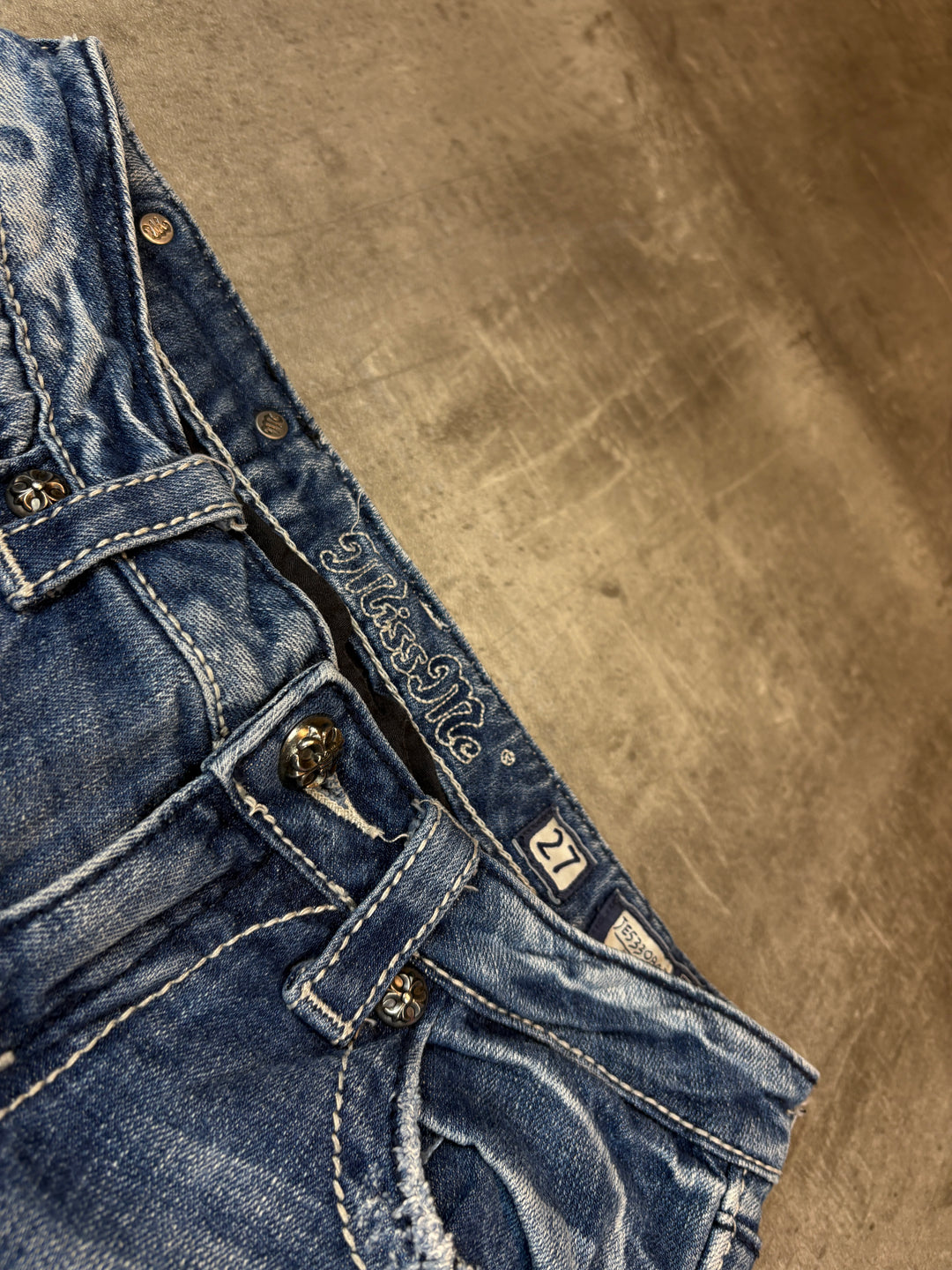Miss Me Low Waist Bootcut Jeans S | 27