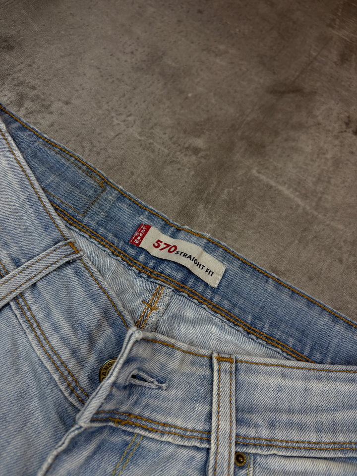 Levi’s Low Waist Bootcut Jeans S