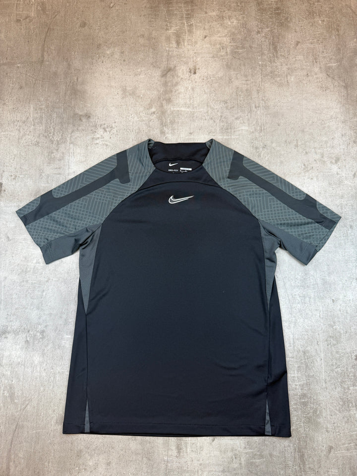 Nike T-Shirt M