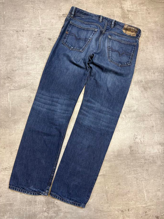 Diesel Straight Jeans (M)