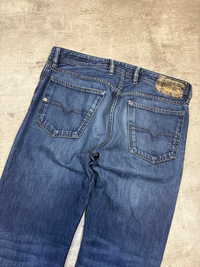 Diesel Straight Jeans (M)