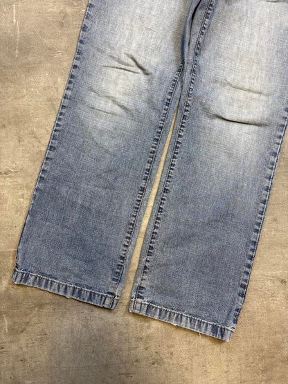 Yves Saint Laurent Straight Jeans (M)